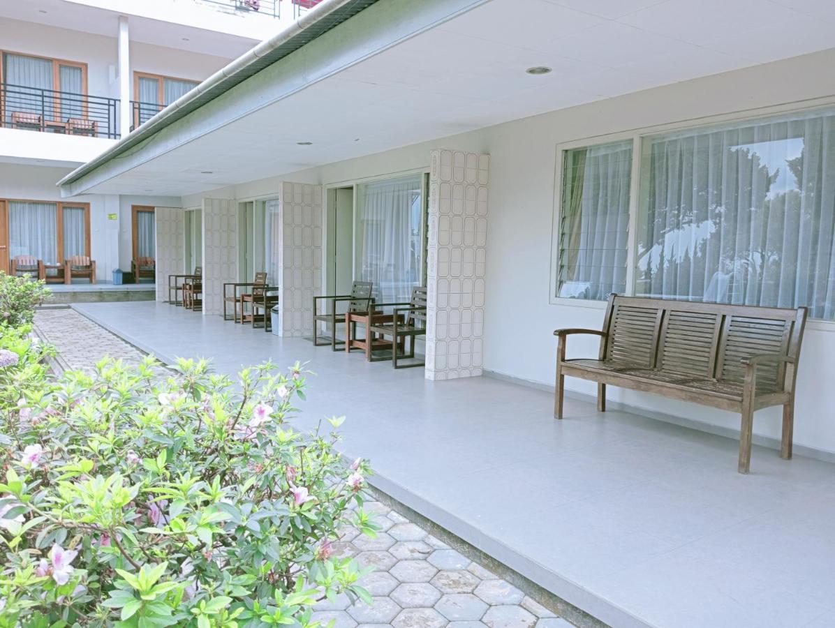 Hotel Pondok Asri Tawangmangu Zewnętrze zdjęcie