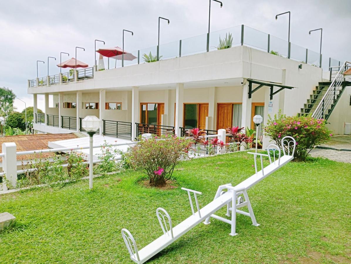 Hotel Pondok Asri Tawangmangu Zewnętrze zdjęcie