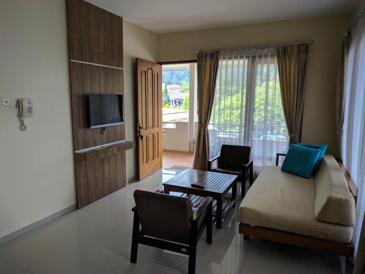 Hotel Pondok Asri Tawangmangu Zewnętrze zdjęcie